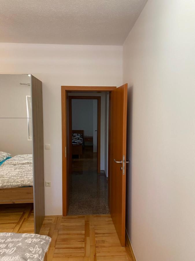 Apartments Stipic Vodice Esterno foto